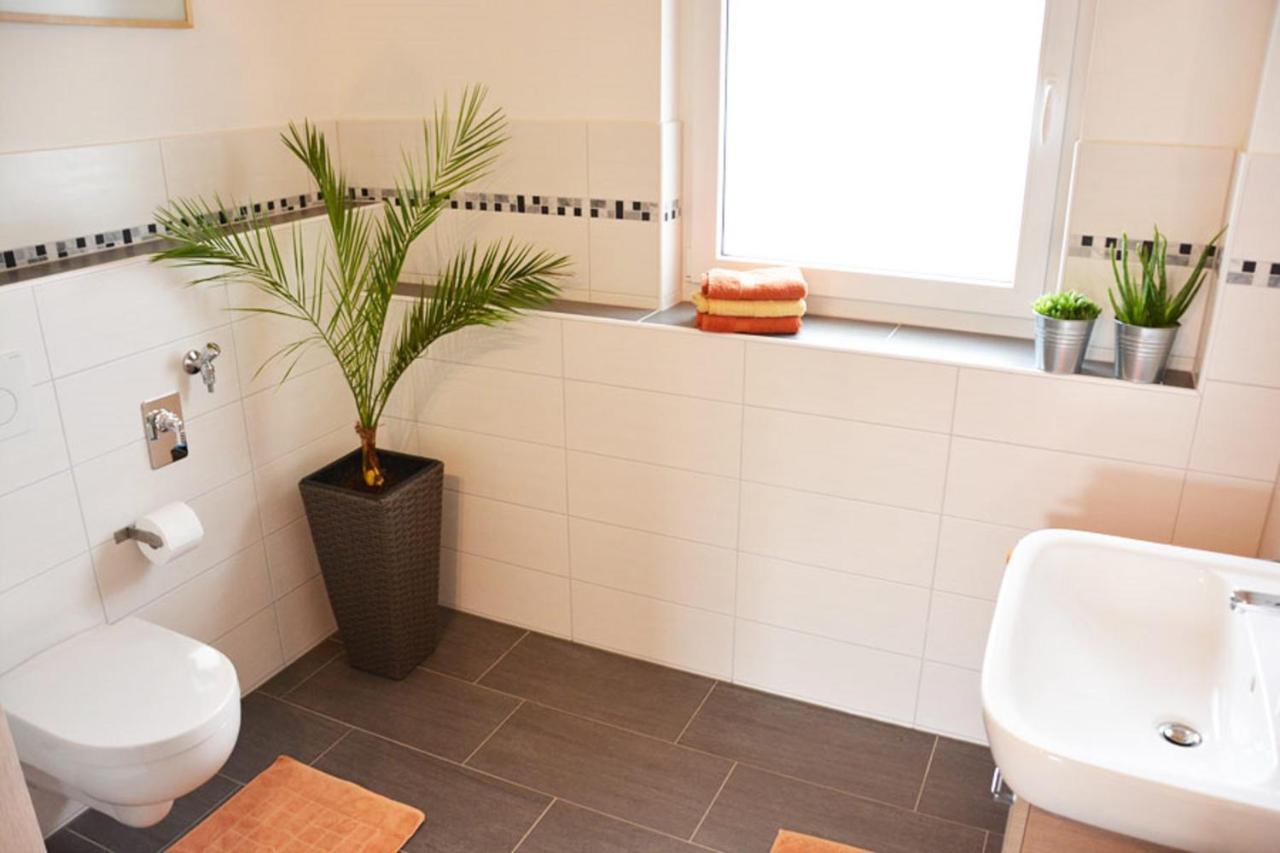Appartment Vogel Ferienwohnungen Zirndorf Bagian luar foto